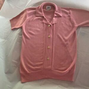 WOMEN’S medium Studio Collection short sleeve, pink, button up sweater